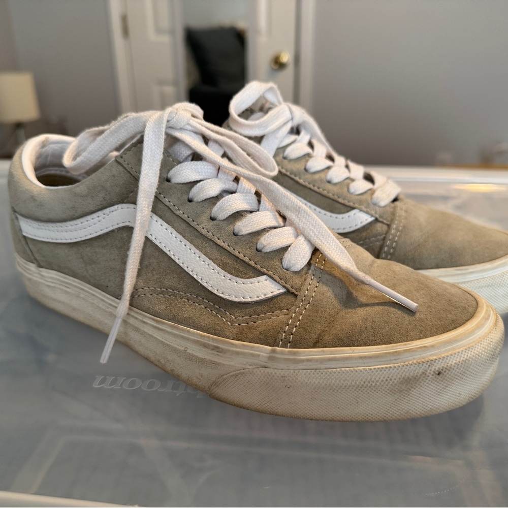 Vans Suede Sneakers in Tan and White